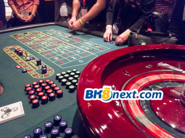 Bàn chơi Roulette cực sang trọng